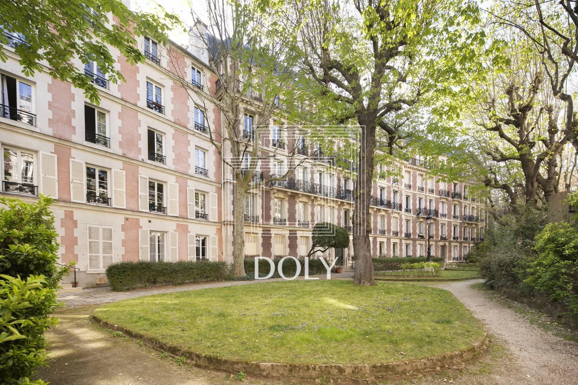 66c56bb0-7e42-48a2-b780-798728872315_hd