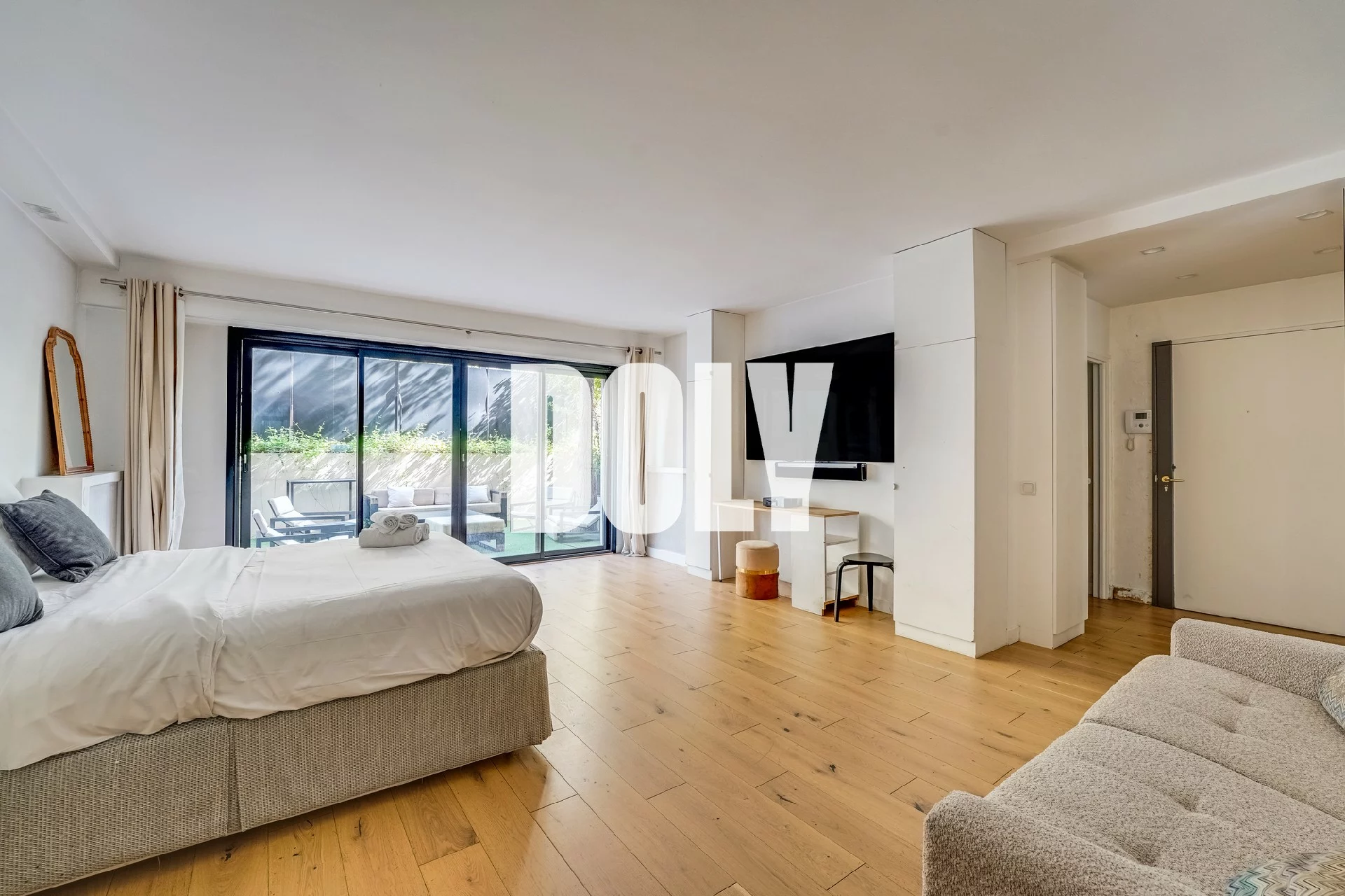 8ed2d98e-effc-4b4c-942b-bfe0b2934645_hd