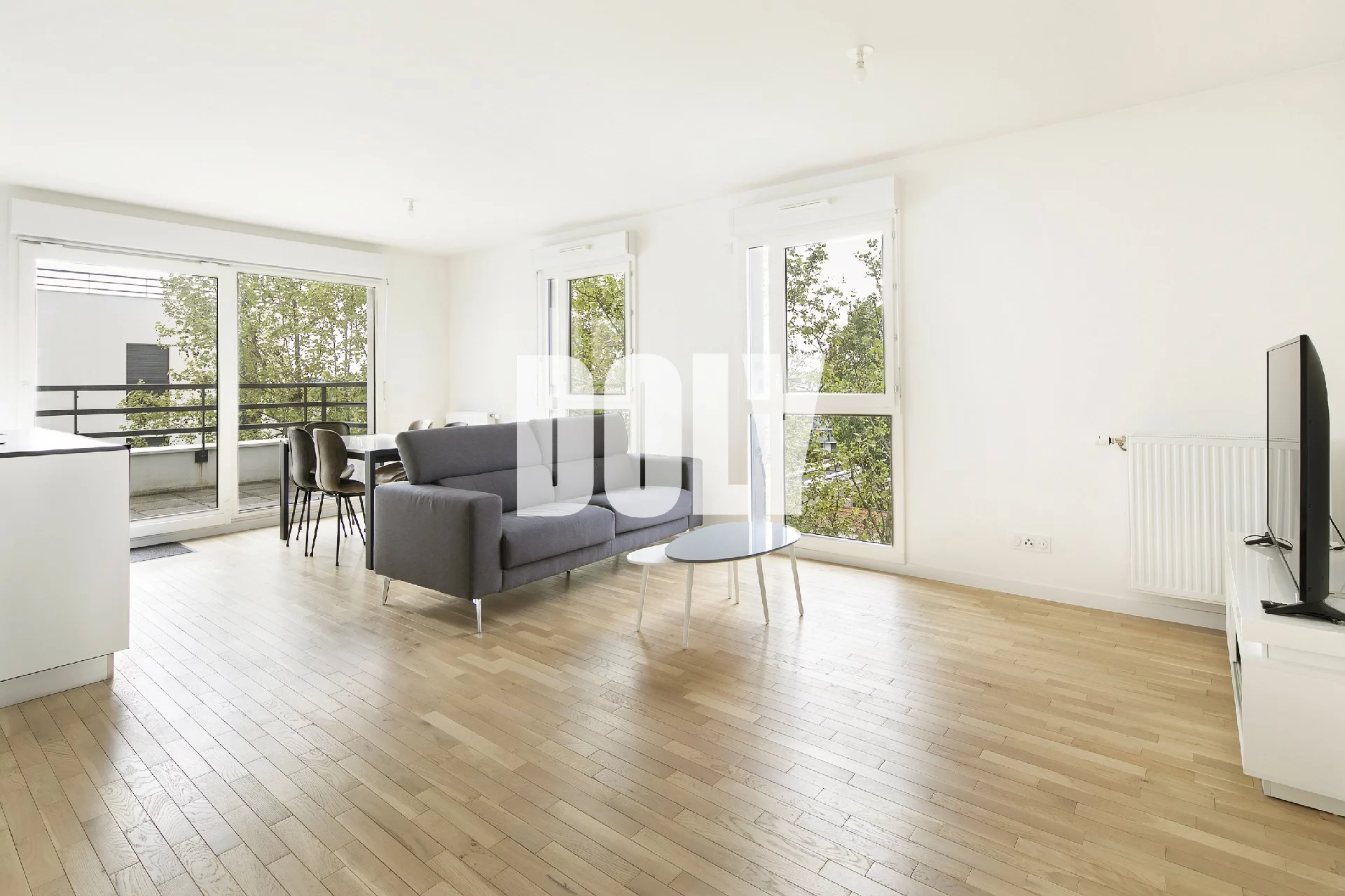 e68c3169-3aae-4ebe-991e-abe6c16d7784_hd