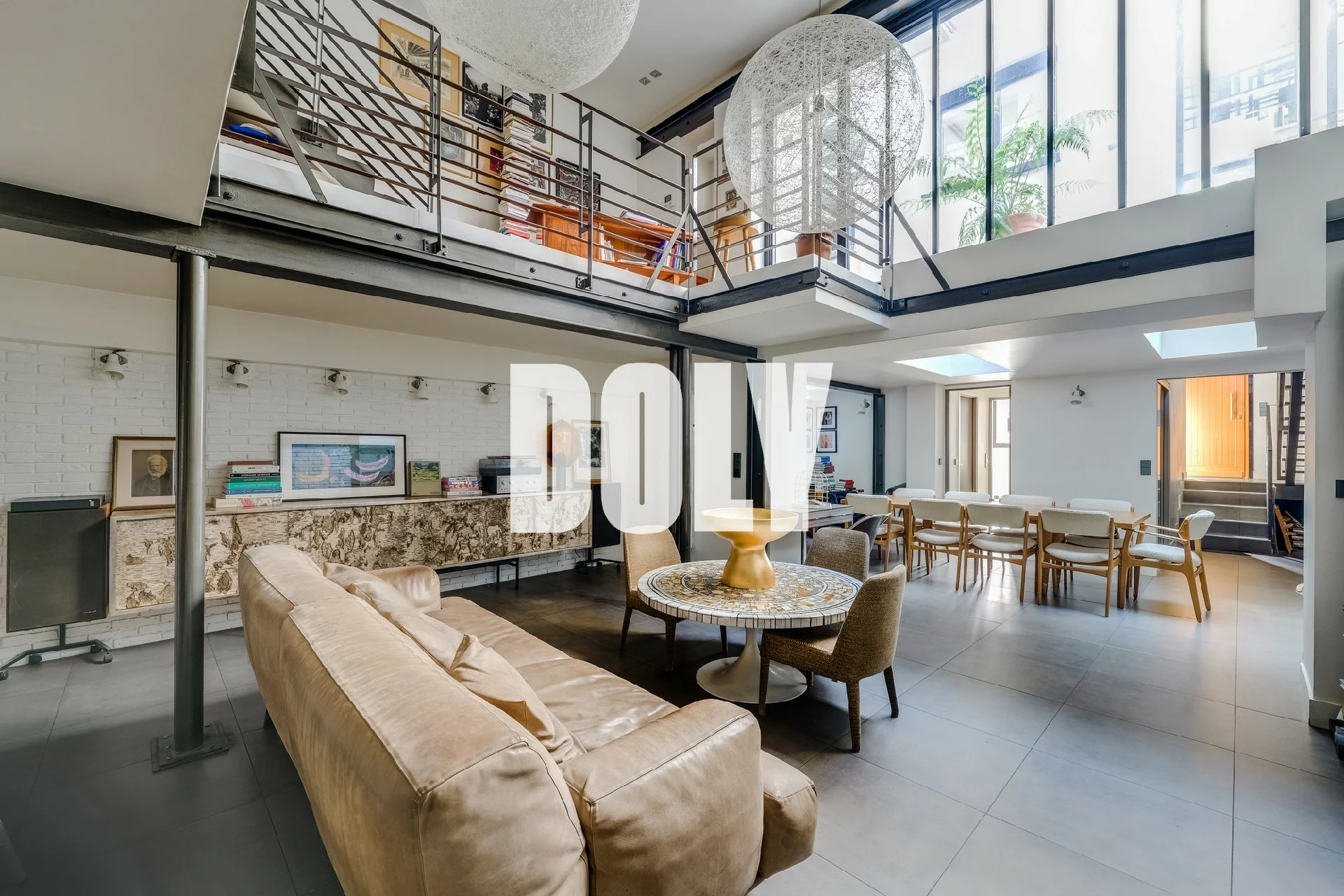 f78c81c1-e230-42db-9156-a4bdd5842f00_hd