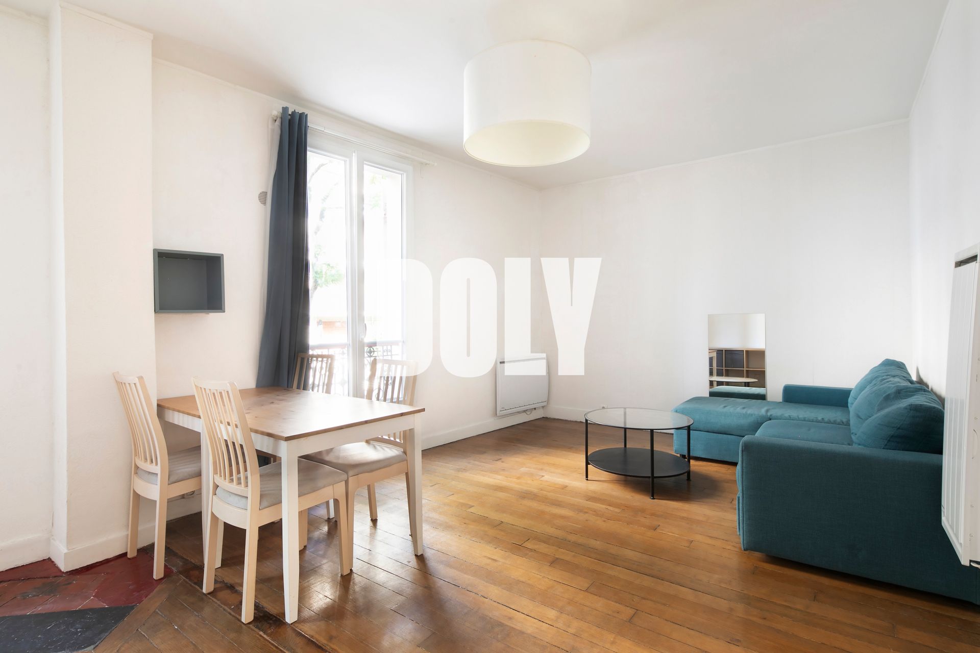 DOLY – APPARTEMENT 2 PIÈCES –  BOULEVARD DE LA LIBERATION – VINCENNES