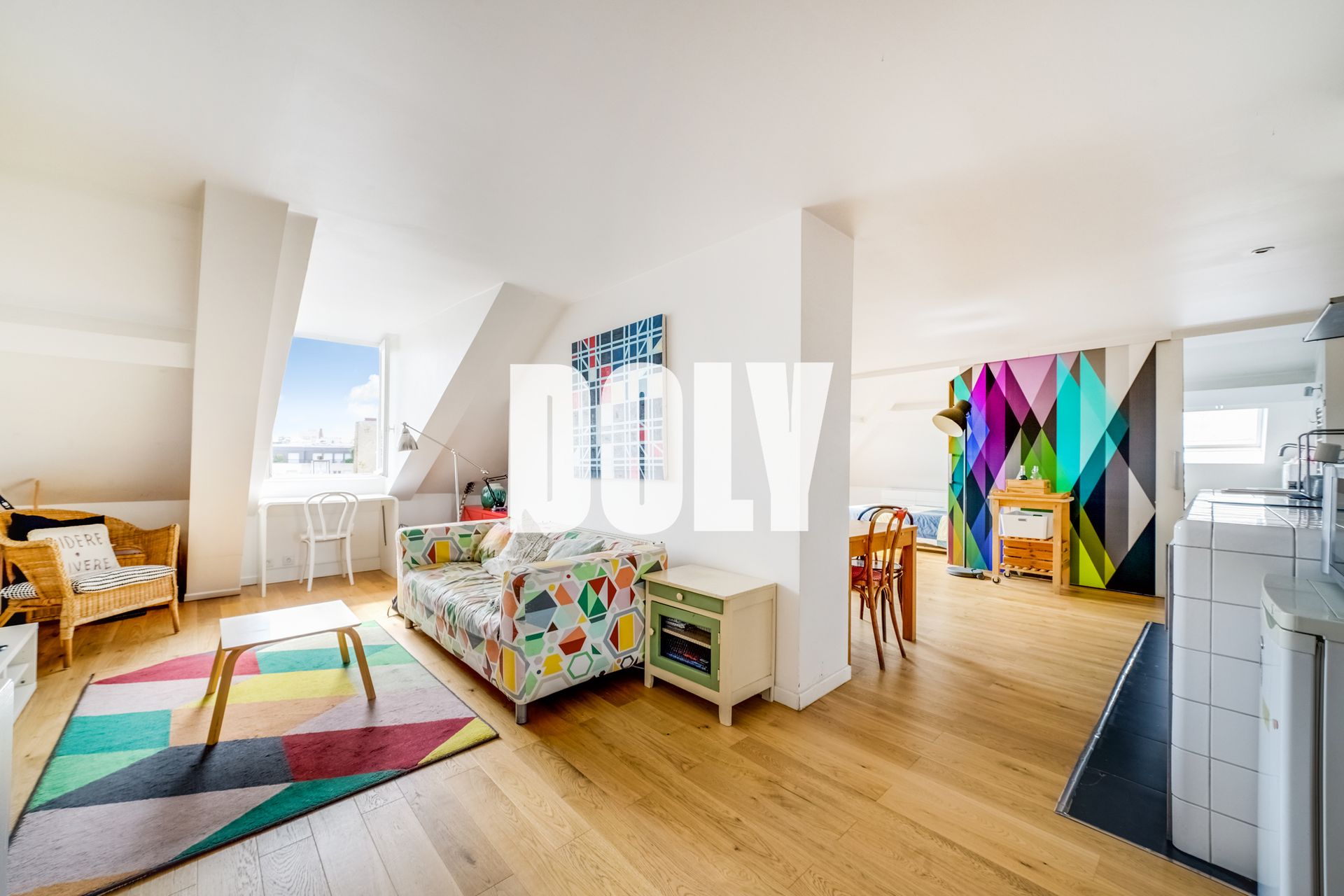 DOLY – RUE DU FAUBOURG SAINT-MARTIN – 4 PIECES